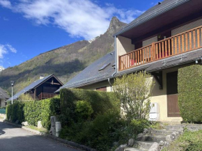 Charmant chalet 4 pers. à Cauterets avec parking - FR-1-812-113